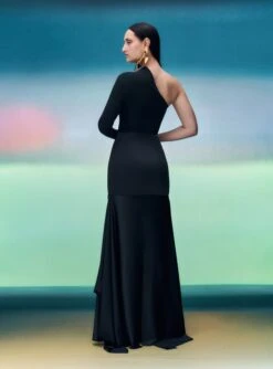 The Sarr Maxi Dress In Black -Solace Dress Shop 05 04 SolaceLondon PF21 04 027 v2 Lifted