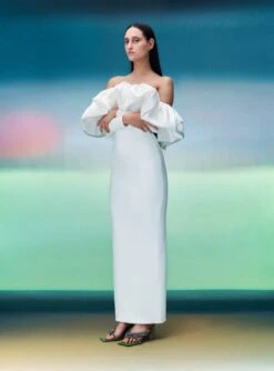 The Elson Maxi Dress In Cream -Solace Dress Shop 05 04 SolaceLondon PF21 06 032 v1