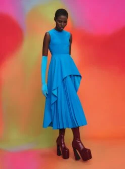 The Severny Midi Dress In Azure -Solace Dress Shop 211118 SolaceLondon PF22 Look 32 007 v1