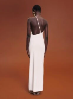 The Petch Maxi Dress In Cream 7 The Petch Maxi Dress In Cream -Solace Dress Shop 211209 SolaceLondon RS22 Look 04 021