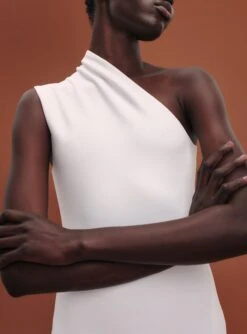 The Averie Dress In Cream -Solace Dress Shop 211209 SolaceLondon RS22 Look 08 127