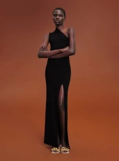 The Averie Dress In Black -Solace Dress Shop 211209 SolaceLondon RS22 Look 10 024