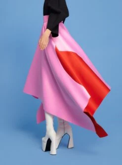 The Quinn Midi Dress In Black, Rose & Red -Solace Dress Shop 220425 SolaceLondon PF22 03 038 R1