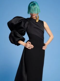 The Moore Maxi Dress In Black 12 The Moore Maxi Dress In Black -Solace Dress Shop 220425 SolaceLondon PF22 07 107 R1