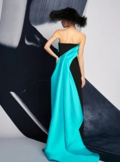 The Kinsley Maxi Dress In Turquoise & Black -Solace Dress Shop 220425 SolaceLondon PF22 25 039 R1
