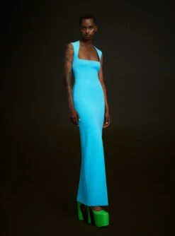The Sofia Maxi Dress In Blue -Solace Dress Shop 220714 SolaceLondon SS23 01 028 R1