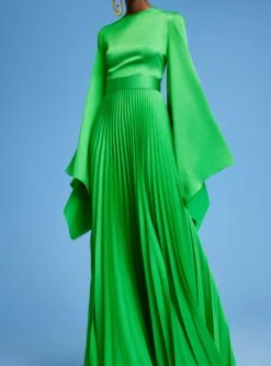 The Sage Maxi Dress In Green -Solace Dress Shop 220718 SolaceLondon SS23 37 180 R1