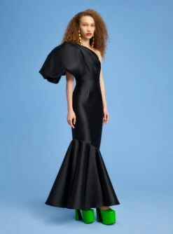 The Summer Maxi Dress In Black
