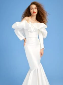 The Felicity Skirt In Cream -Solace Dress Shop 220718 SolaceLondon SS23 44 096 R1 36ee3b0e 7083 456c bdcd b40071c17b54