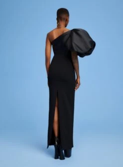 The Karli Maxi Dress In Black -Solace Dress Shop 220718 SolaceLondon SS23 48 053 R1
