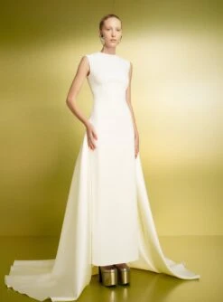 The Flor Maxi Dress In Cream -Solace Dress Shop 221020 SolaceLondon PF23 04 038 R1
