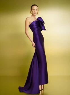 The Reya Maxi Dress In Amethyst -Solace Dress Shop 221020 SolaceLondon PF23 07 003 R1