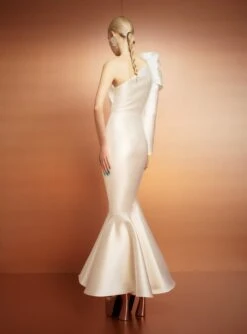 The Heyam Maxi Dress In Cream -Solace Dress Shop 221021 SolaceLondon PF23 29 059 R1