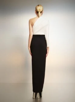 The Lilly Maxi Dress In Cream And Black -Solace Dress Shop 221024 SolaceLondon PF23 57 092 R1
