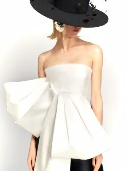 The Nadina Top In Cream