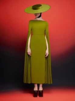 The Grace Maxi Dress In Sweet Pea Green -Solace Dress Shop 230309 SolaceLondon RS23 18 004 R1