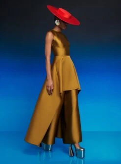 The Avena Jumpsuit In Gold -Solace Dress Shop 230309 SolaceLondon RS23 52 078 R1