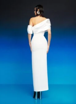 The Alexis Maxi Dress In Cream -Solace Dress Shop 230309 SolaceLondon RS23 58 262 R1