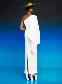 The Lillia Maxi Dress In Cream -Solace Dress Shop 230309 SolaceLondon RS23 59 159 R1