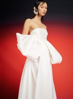 The Luciana Skirt In Cream -Solace Dress Shop 230309 SolaceLondon RS23 63 103 R1