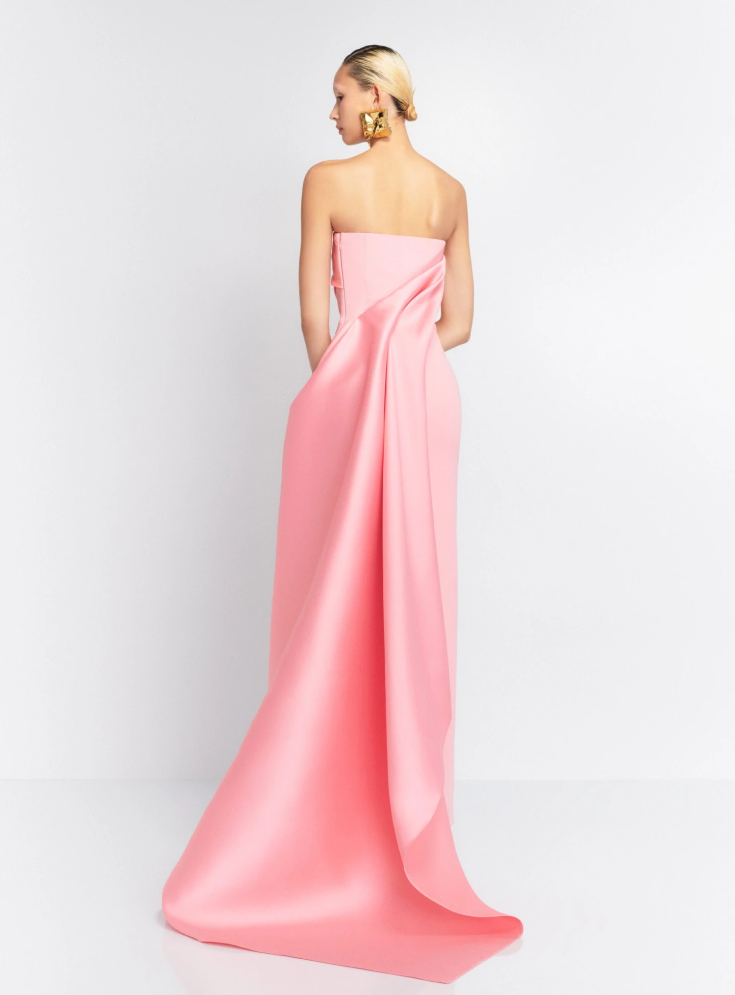 The Kinsley Maxi Dress In Powder Pink 4 The Kinsley Maxi Dress In Powder Pink - Image 2