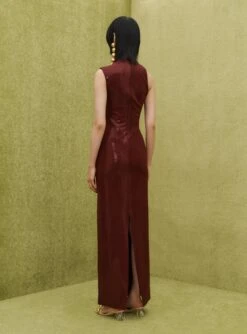 The Yara Maxi Dress In Aubergine -Solace Dress Shop SOLACE LONDON OS31035A YARA MAXI DRESS AUBERGINE 2